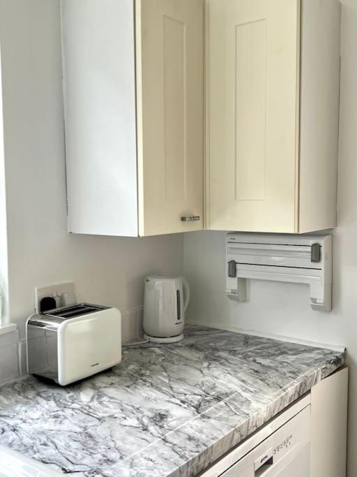 Spacious 4 Bedroom House 빌러리케이 외부 사진